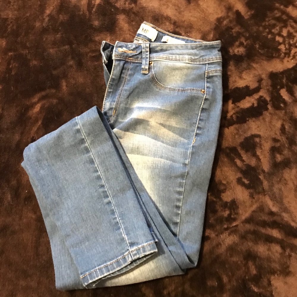 YMI Midrise Skinny jeans
